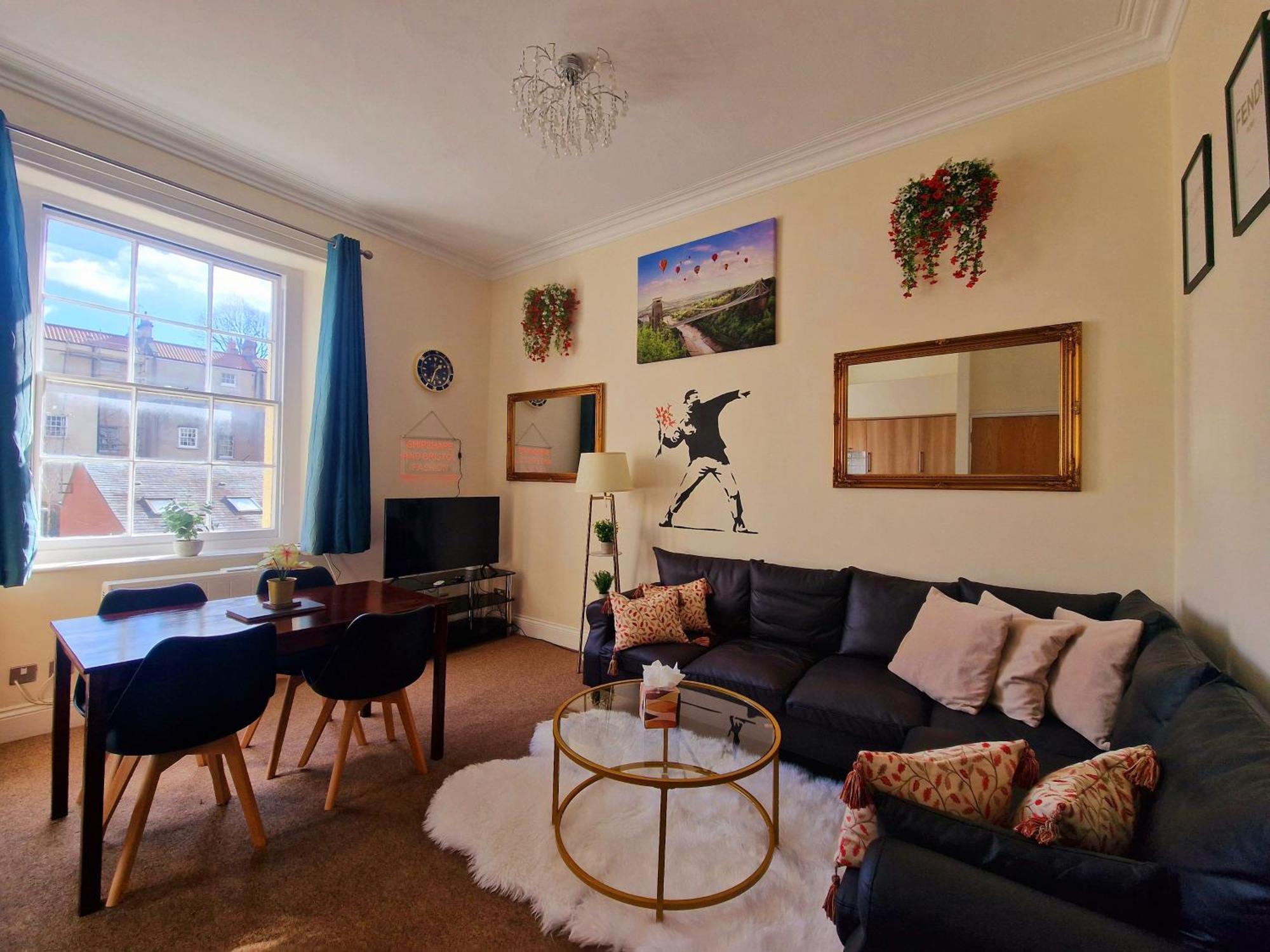 Apartment Clifton Nr Centre, Georgian Period Flat, Permit Parking X1, Garden Bristol