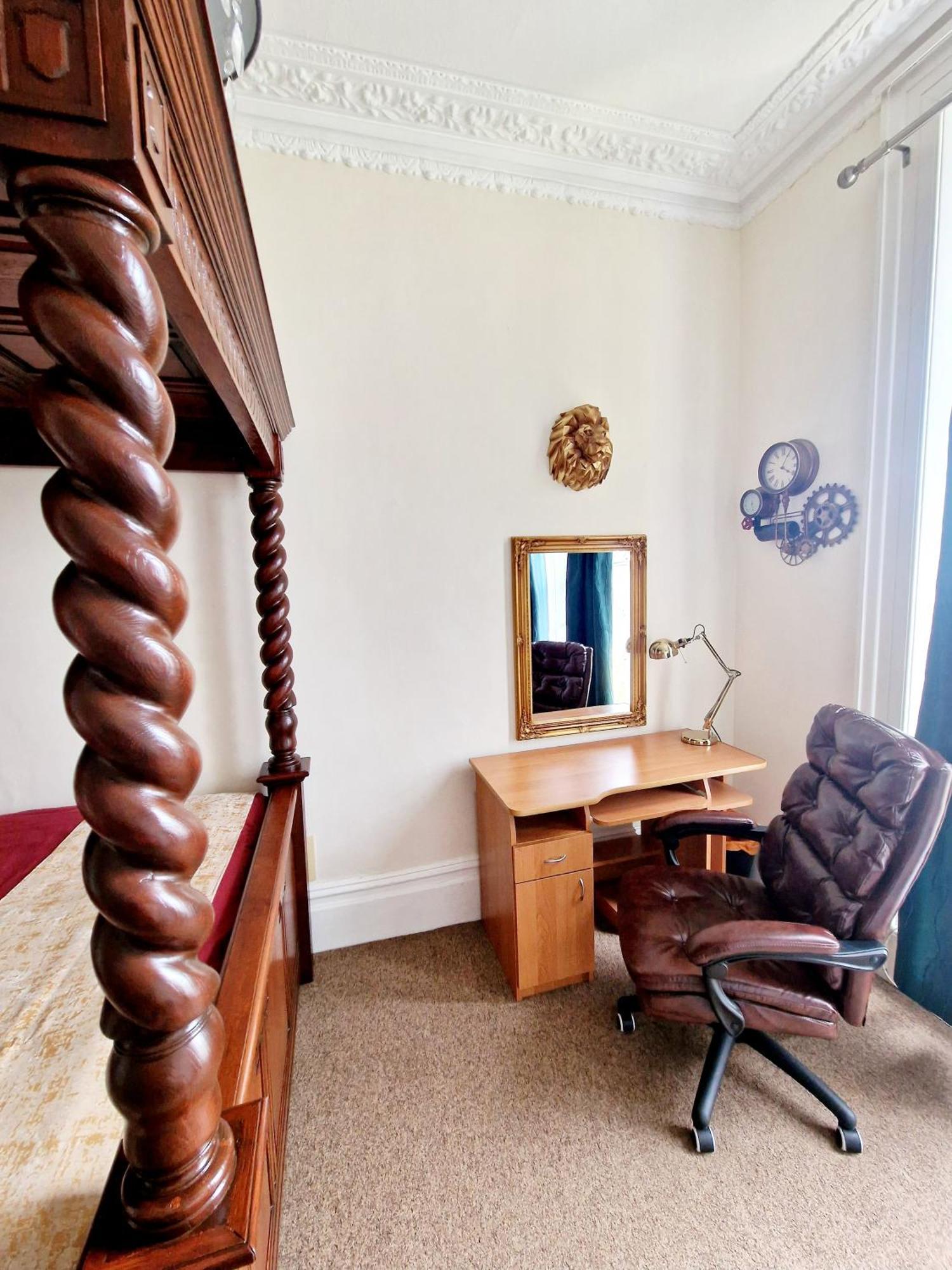 Apartment Clifton Nr Centre, Georgian Period Flat, Permit Parking X1, Garden *